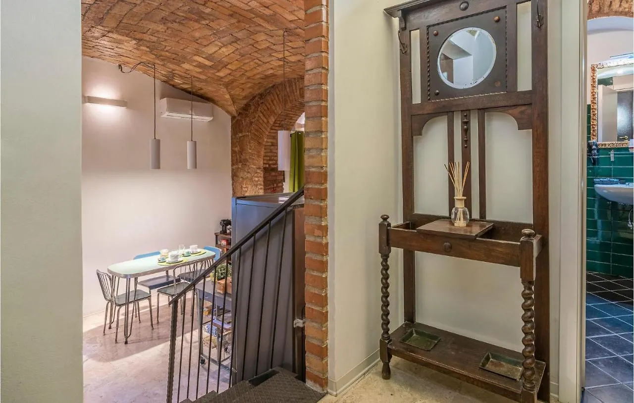 Amazing Apartment In Roma With Kitchenette